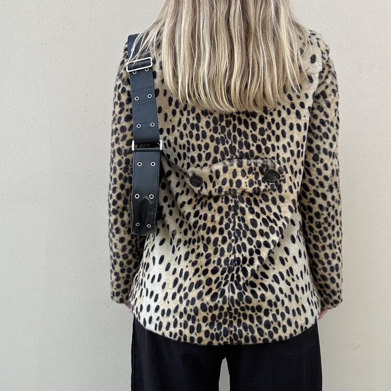 Vintage 00s leopard coat