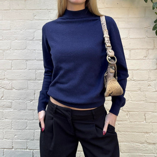 100% lambswool navy jumper