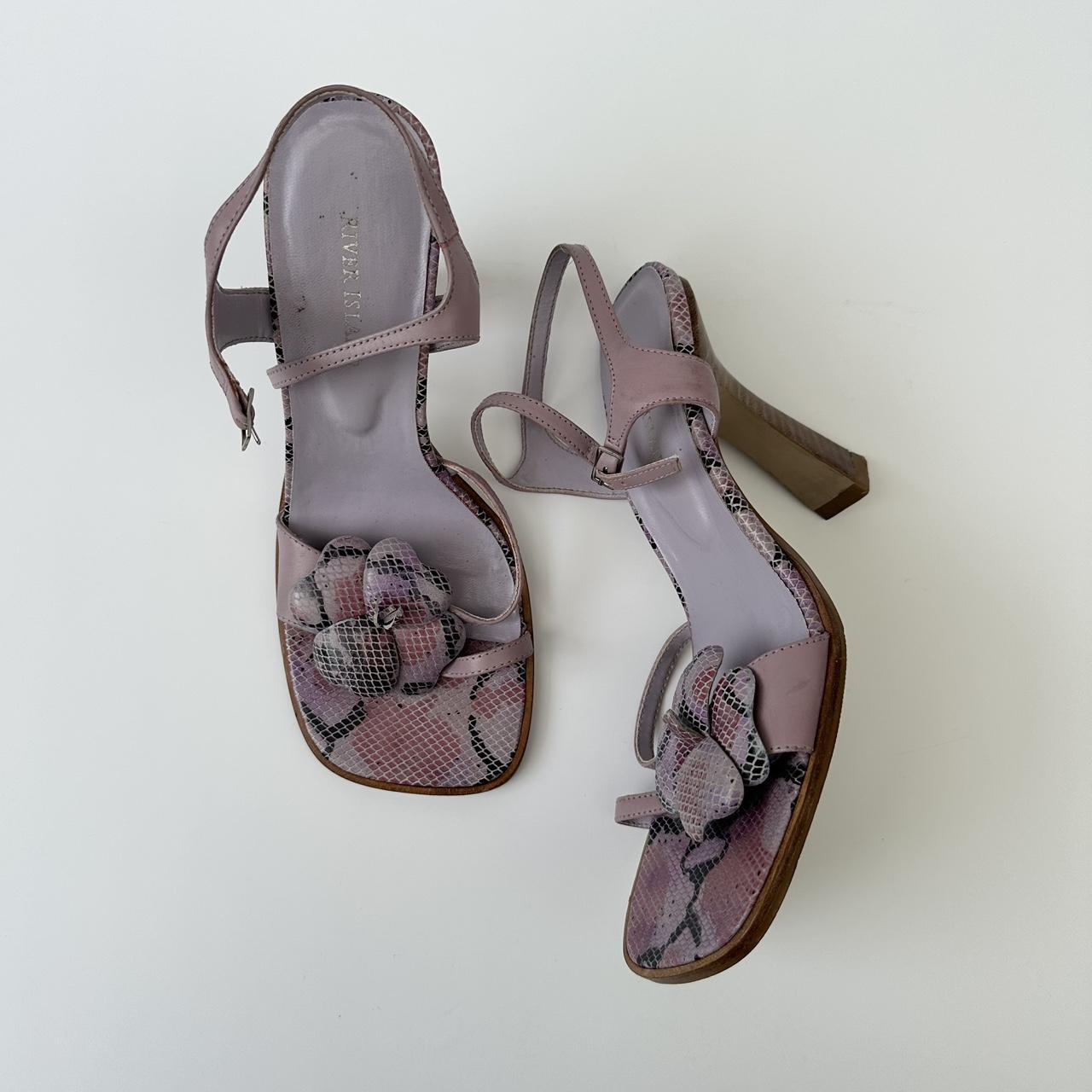 Vintage 00s purple flower heels