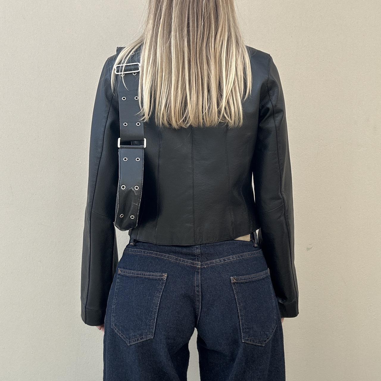 Vintage 00s collarless leather jacket