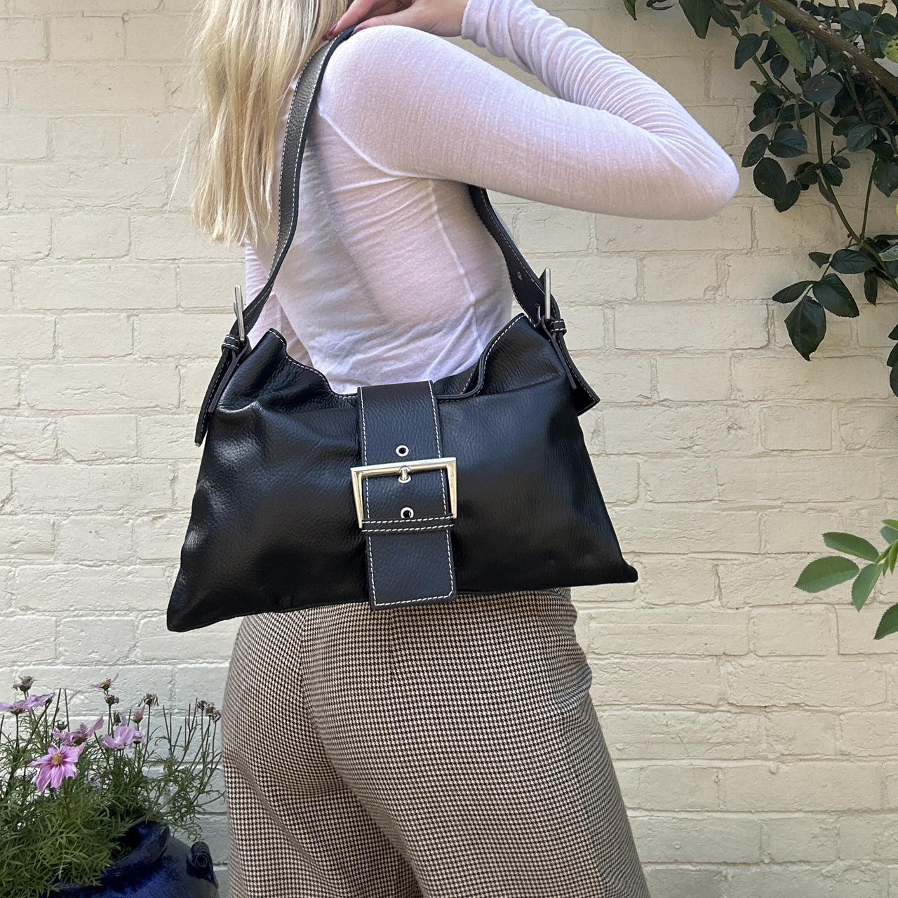 Vintage 00s black leather bag