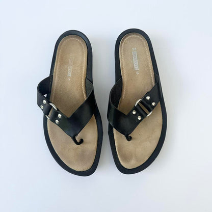 Vintage leather flip flops