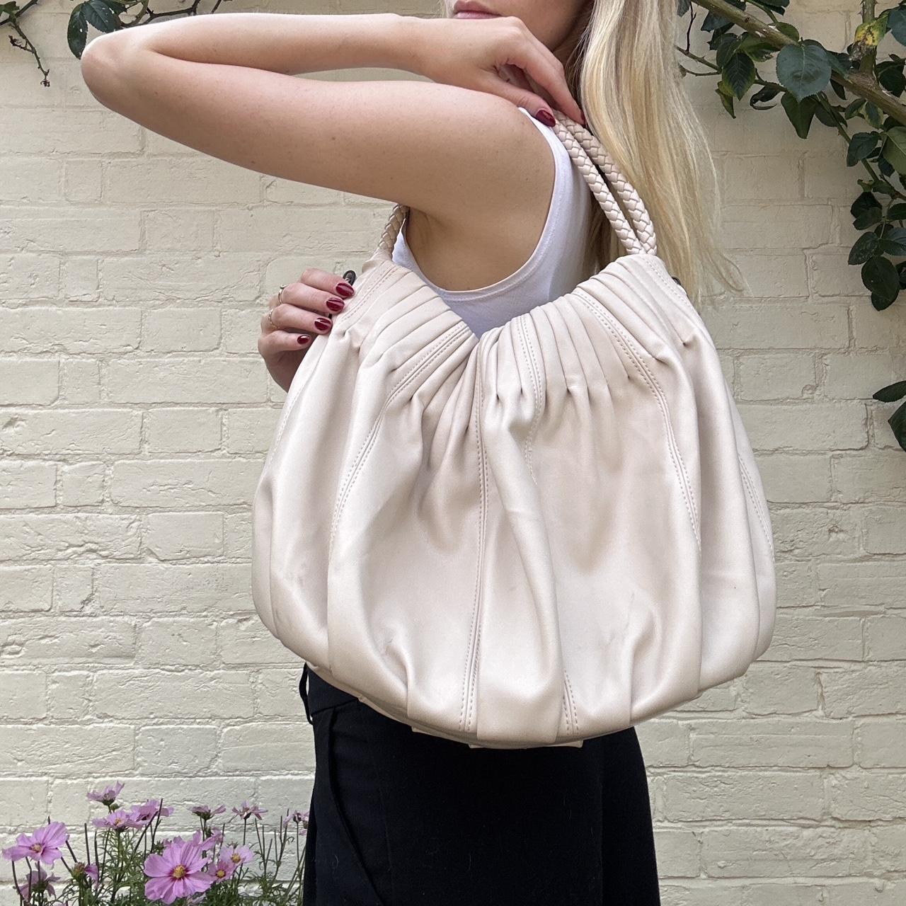 Vintage 00s cream leather shoulder bag